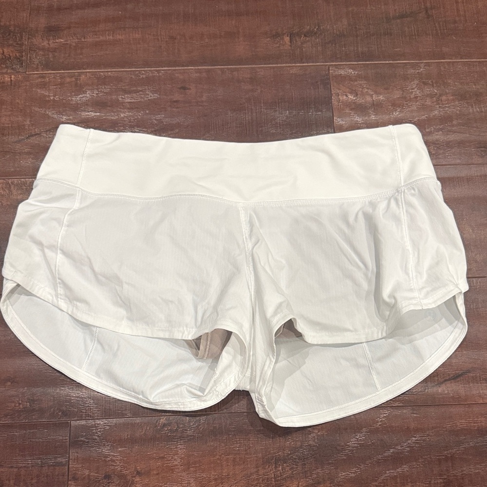 Lululemon Athletica White Women's Shorts